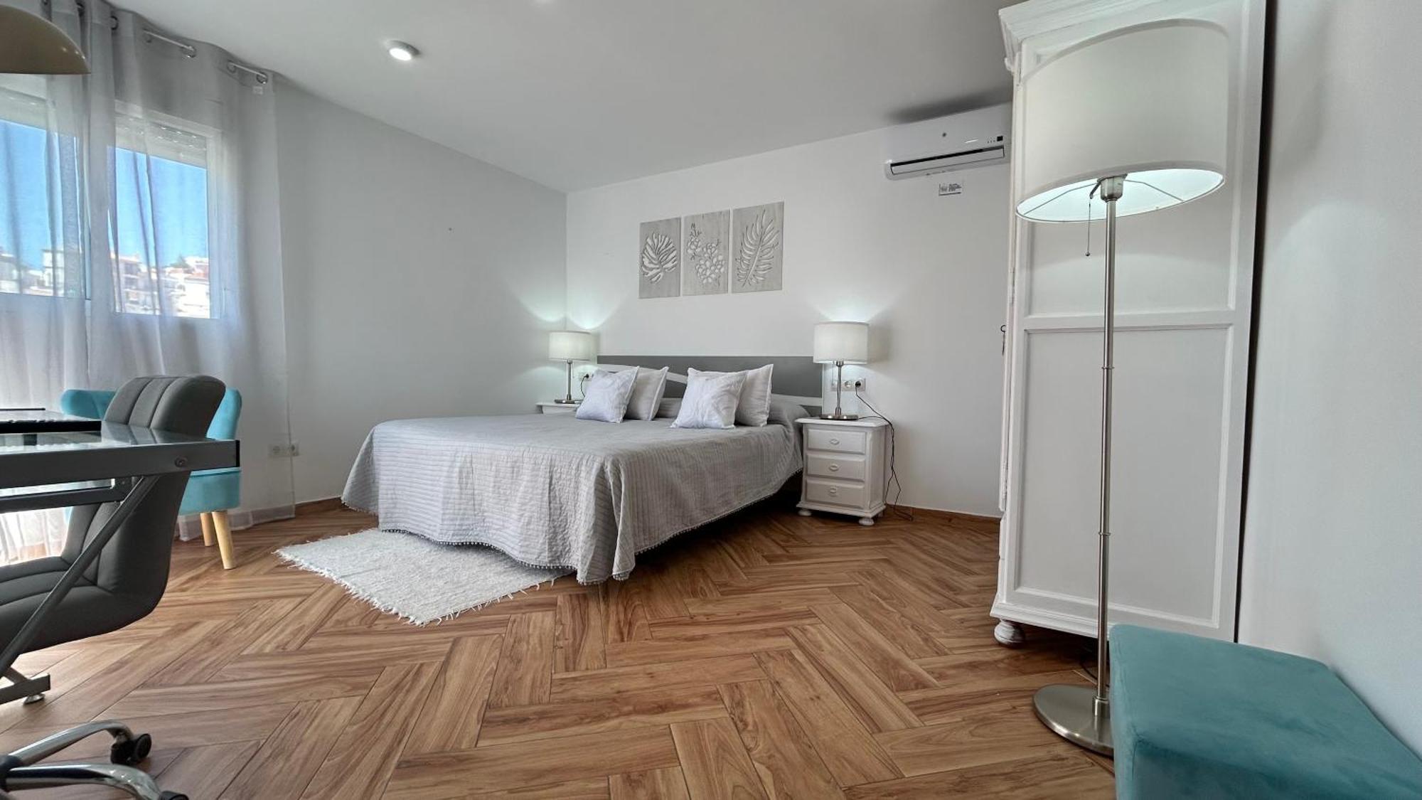 Piso Con Gran Terraza En Malaga Arenas Apartment Bagian luar foto
